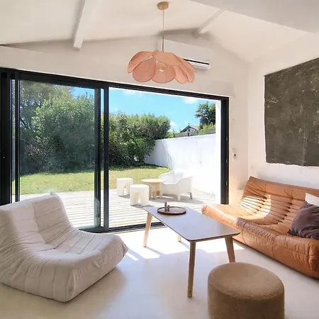 Architect's Duplex With Garden Апартаменти *